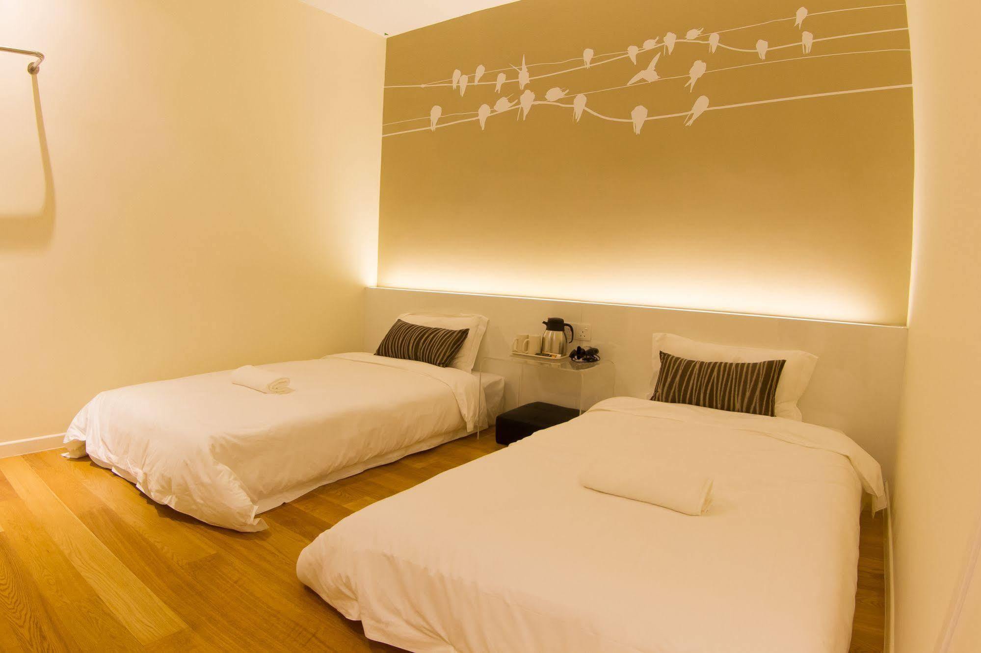 Hotel Mood 3*